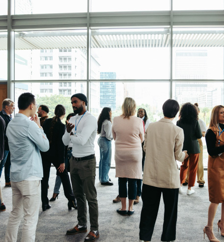 Groupe de professionnels en réunion